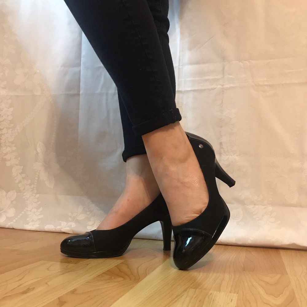 Life Stride Black Heels